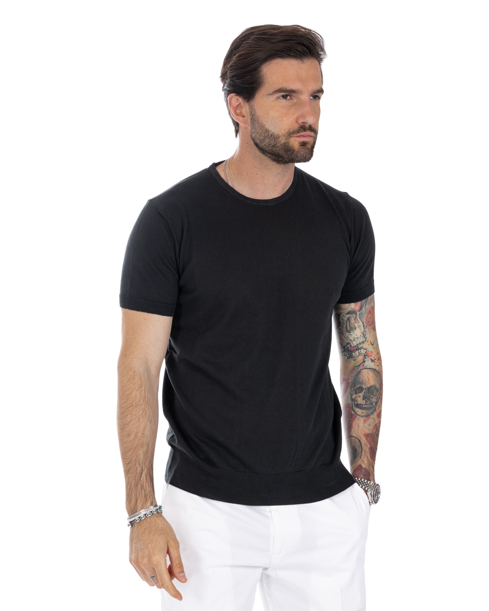Jannik - black knitted t-shirt