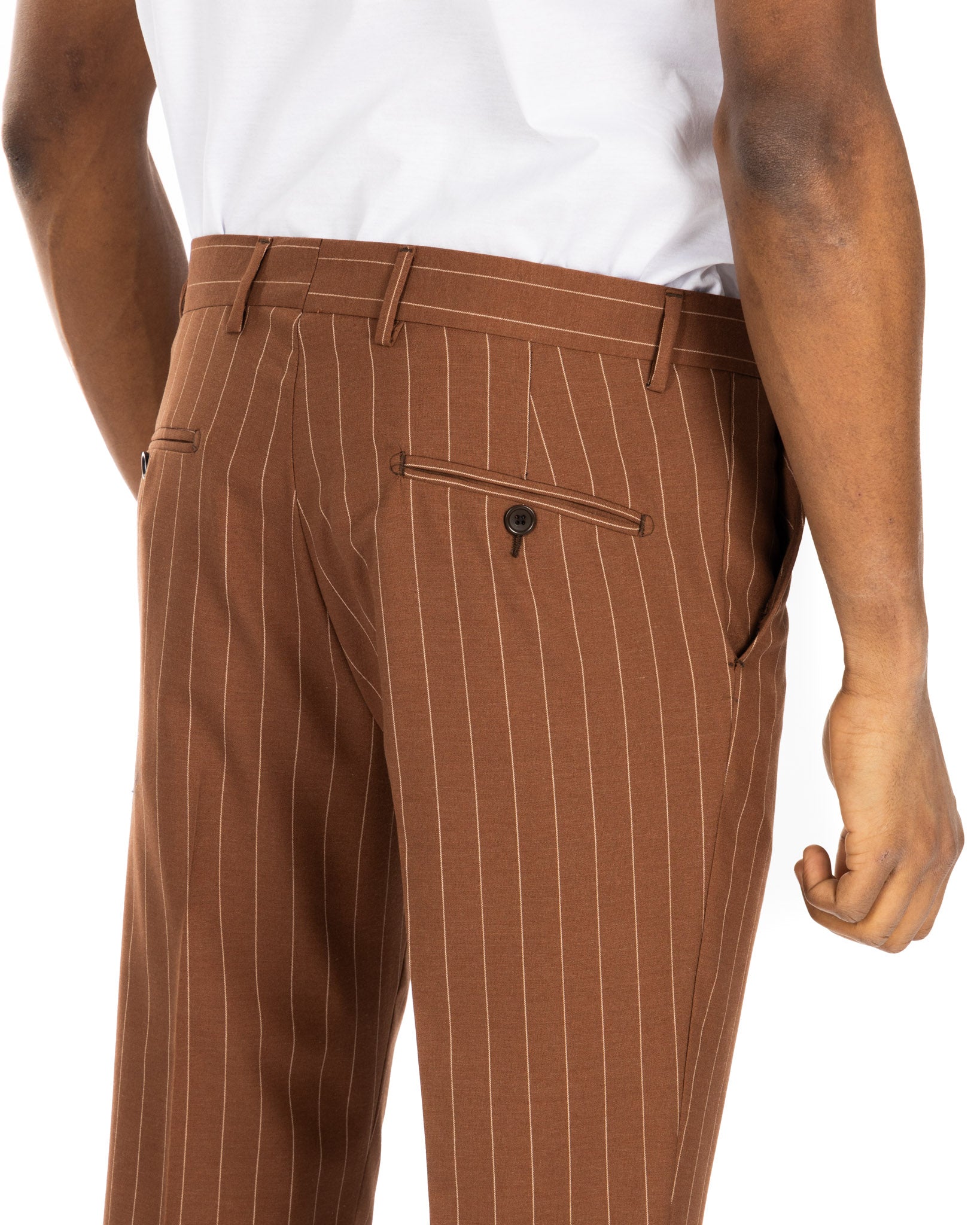 Lille - costume marron à fines rayures