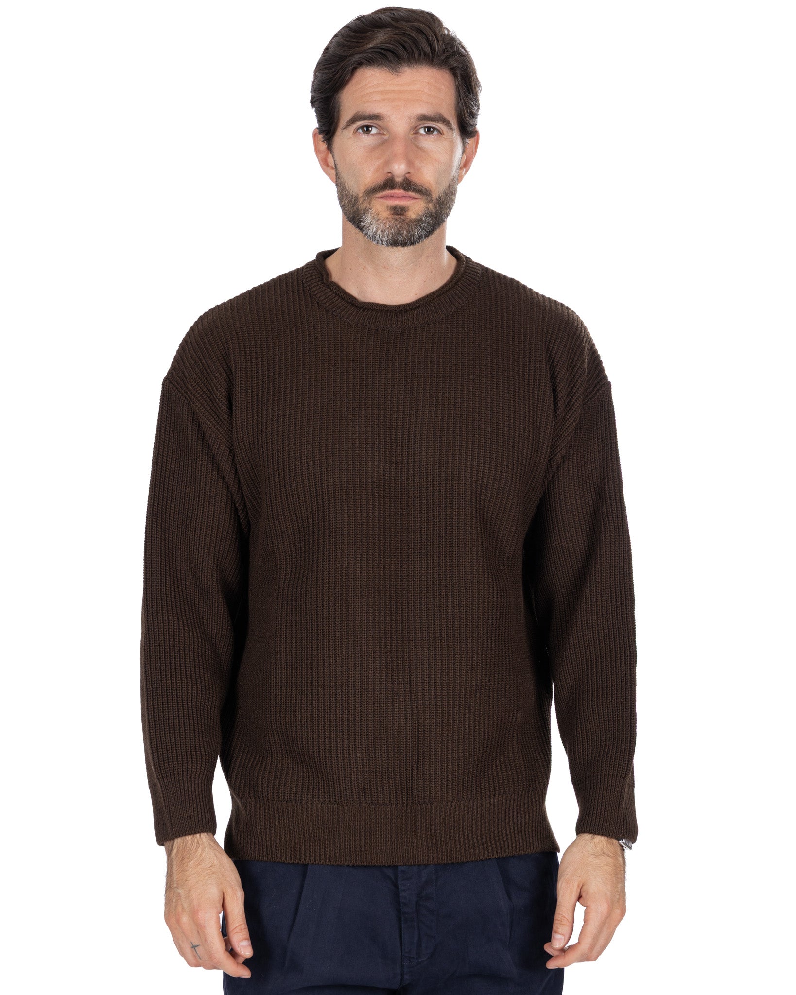 Pull ras du cou côtelé Sven marron foncé