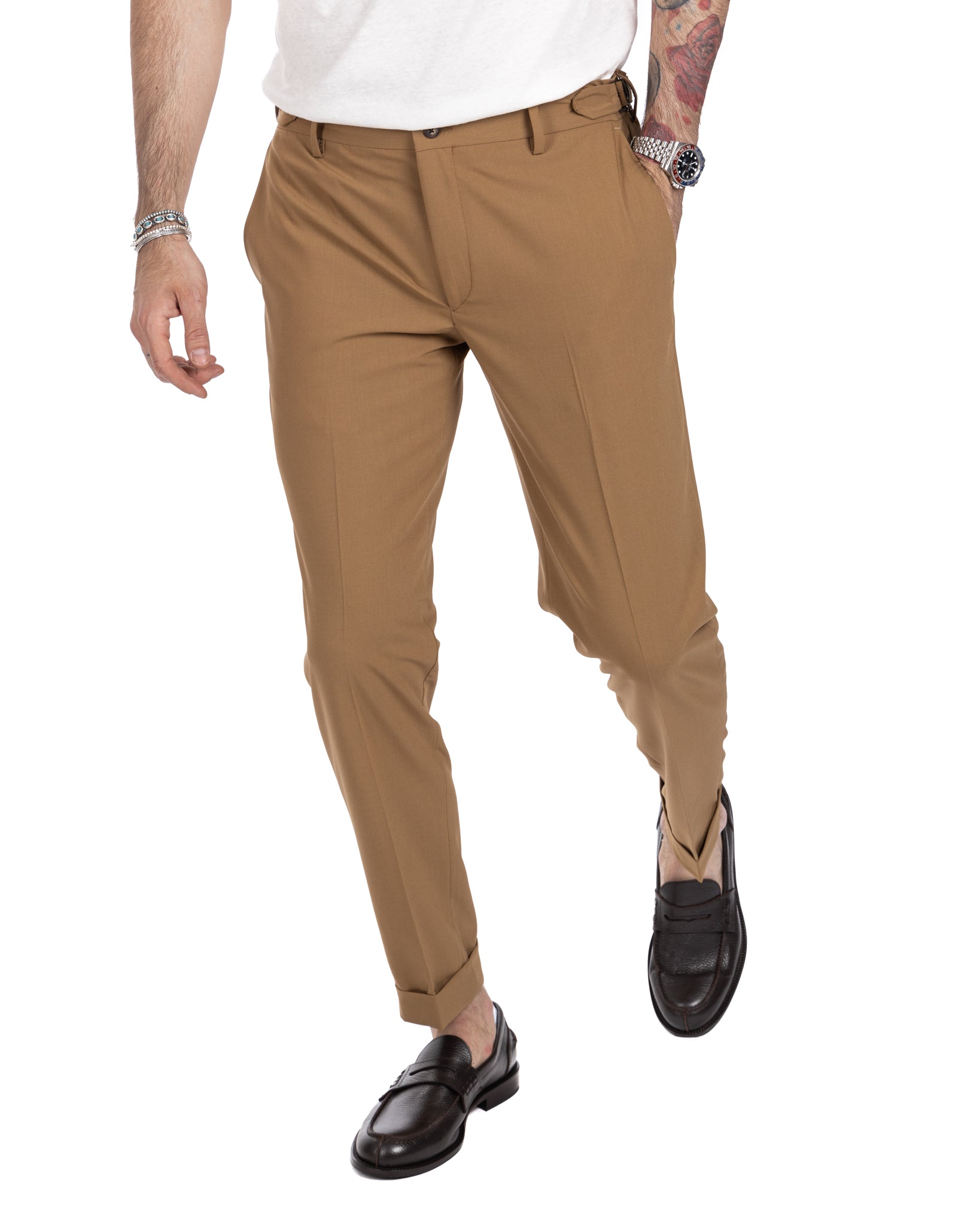 Trani - pantalon beige à boucles