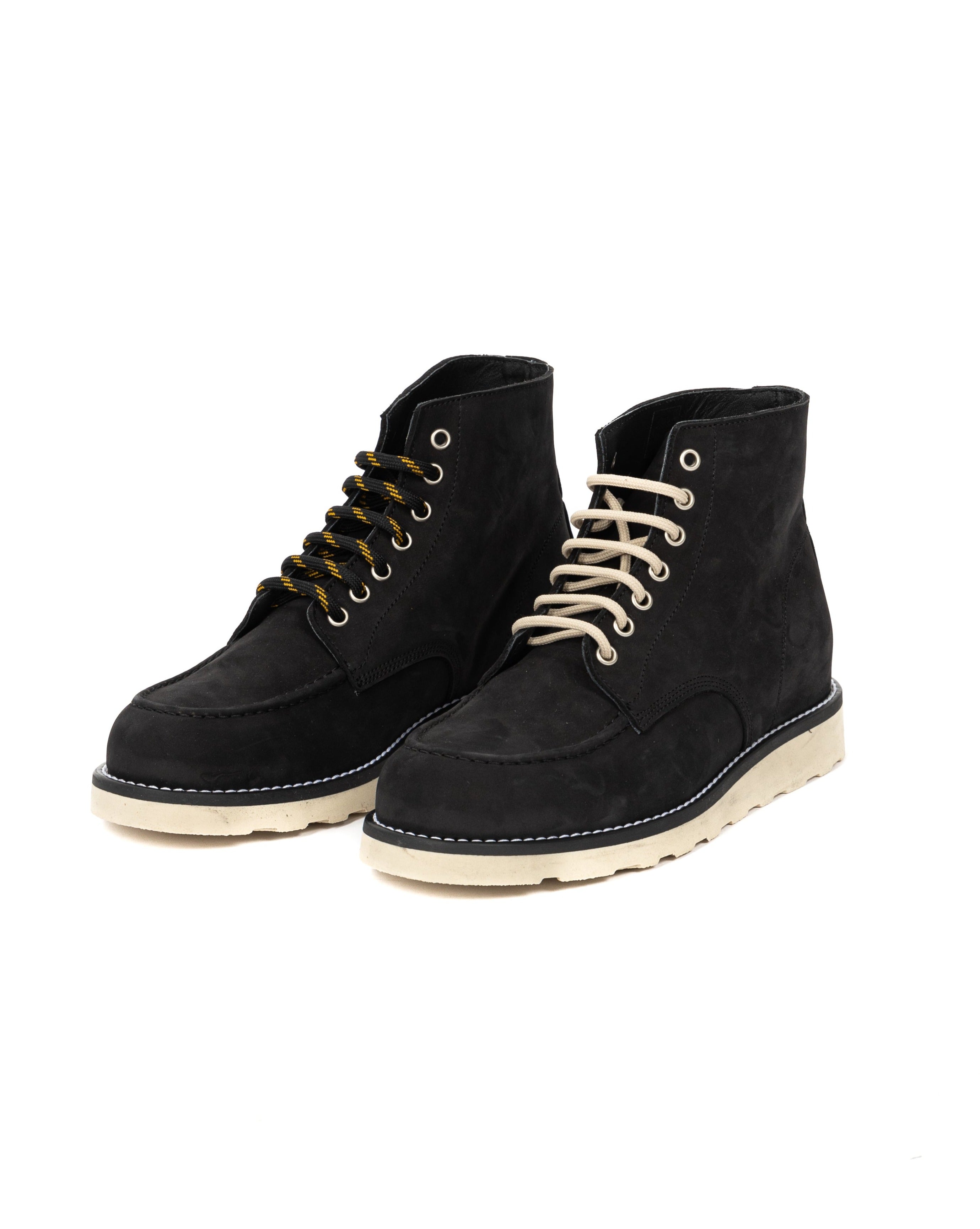 Moon - black nubuck leather boot