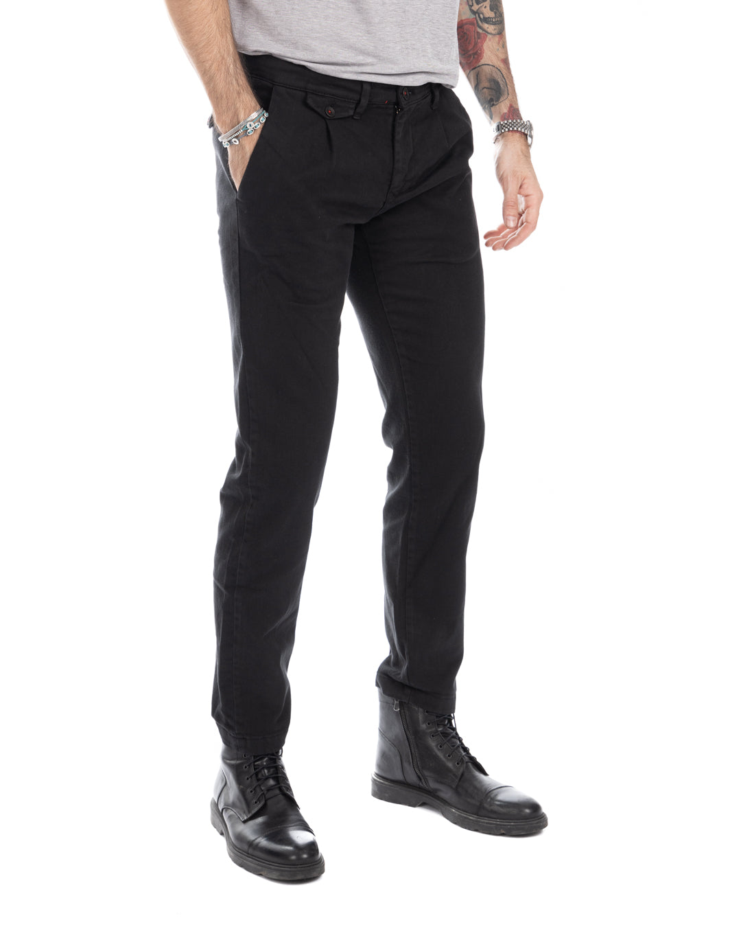 Trafalgar - black bull jeans