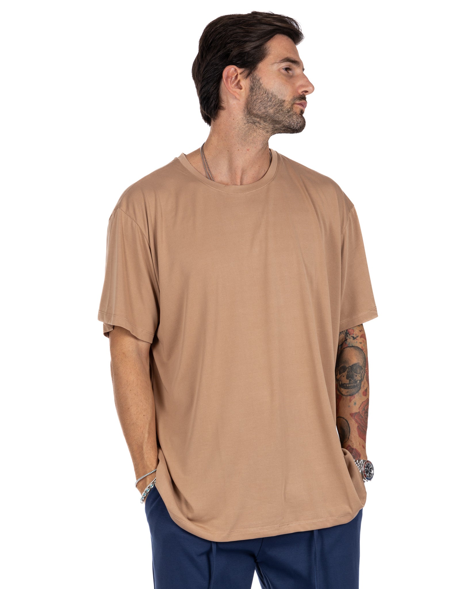 Owen - oversized beige t-shirt