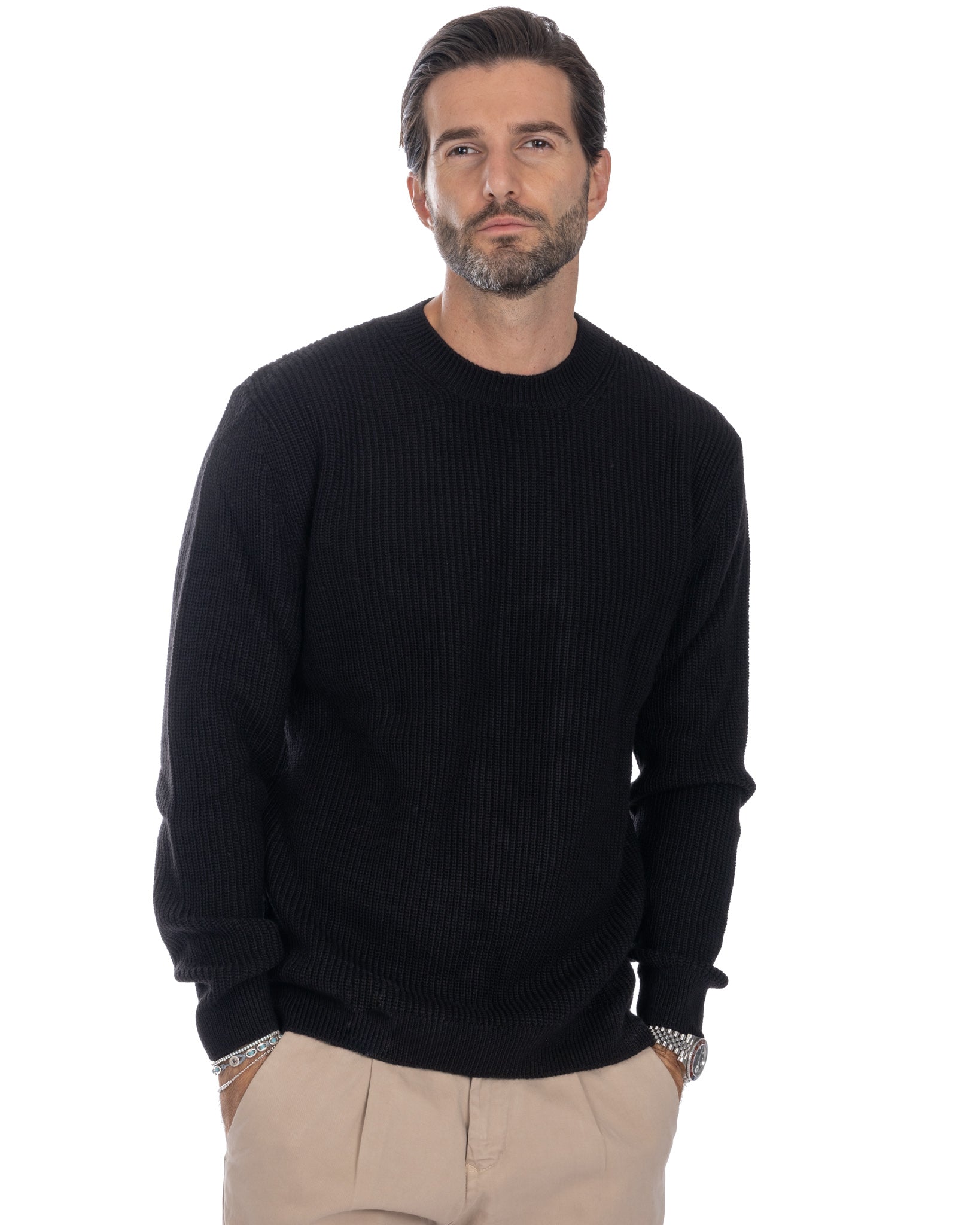 Sven - black ribbed crew neck sweater