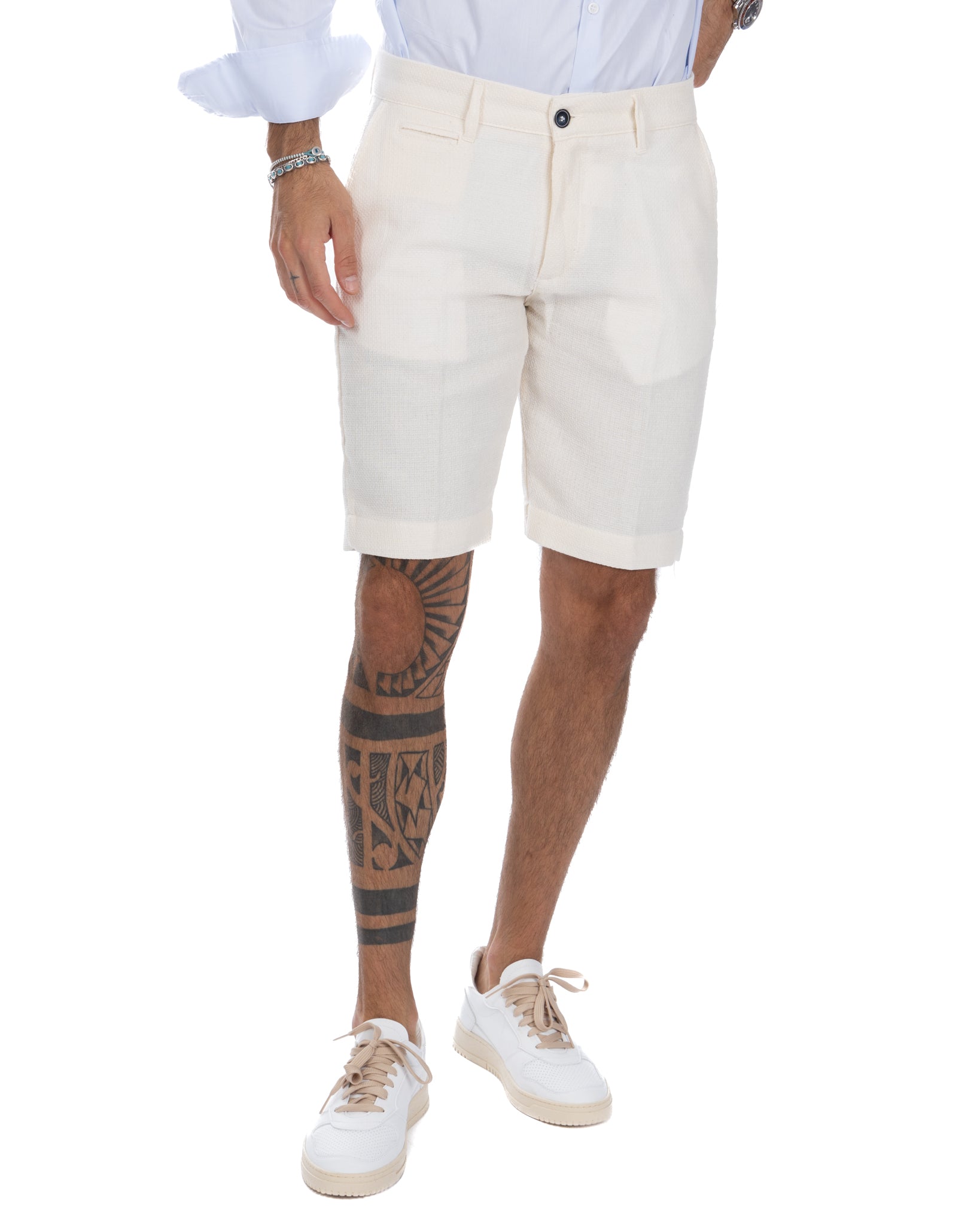 Locorotondo - cream linen and cotton Bermuda shorts