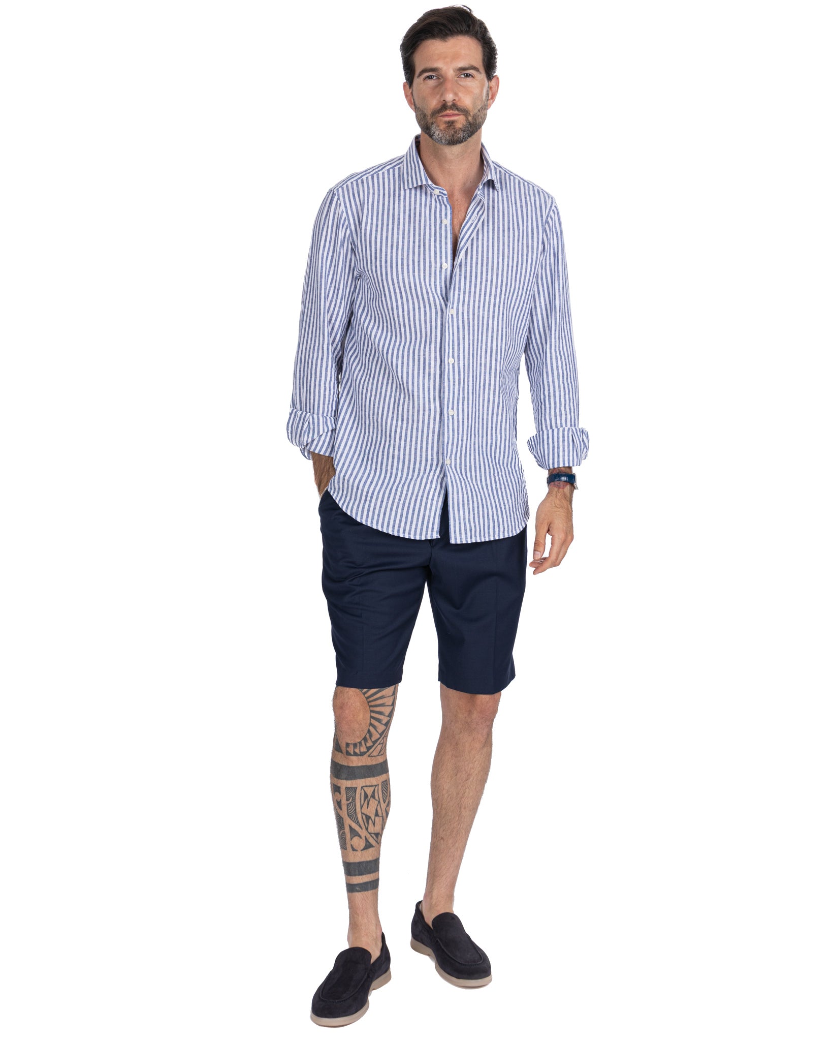 Colton - High-waisted Bermuda shorts with blue pleats