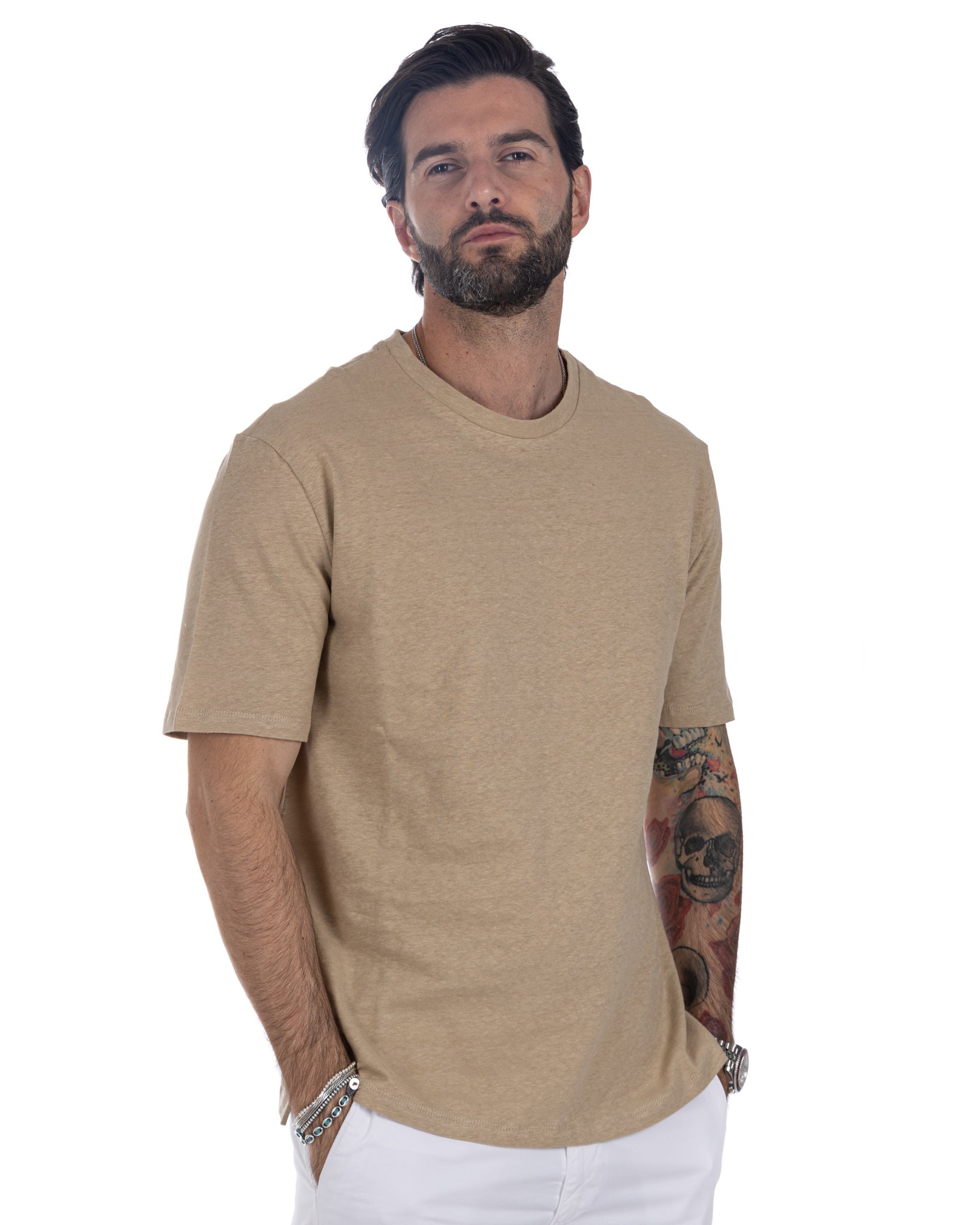 Favignana - beige linen t-shirt