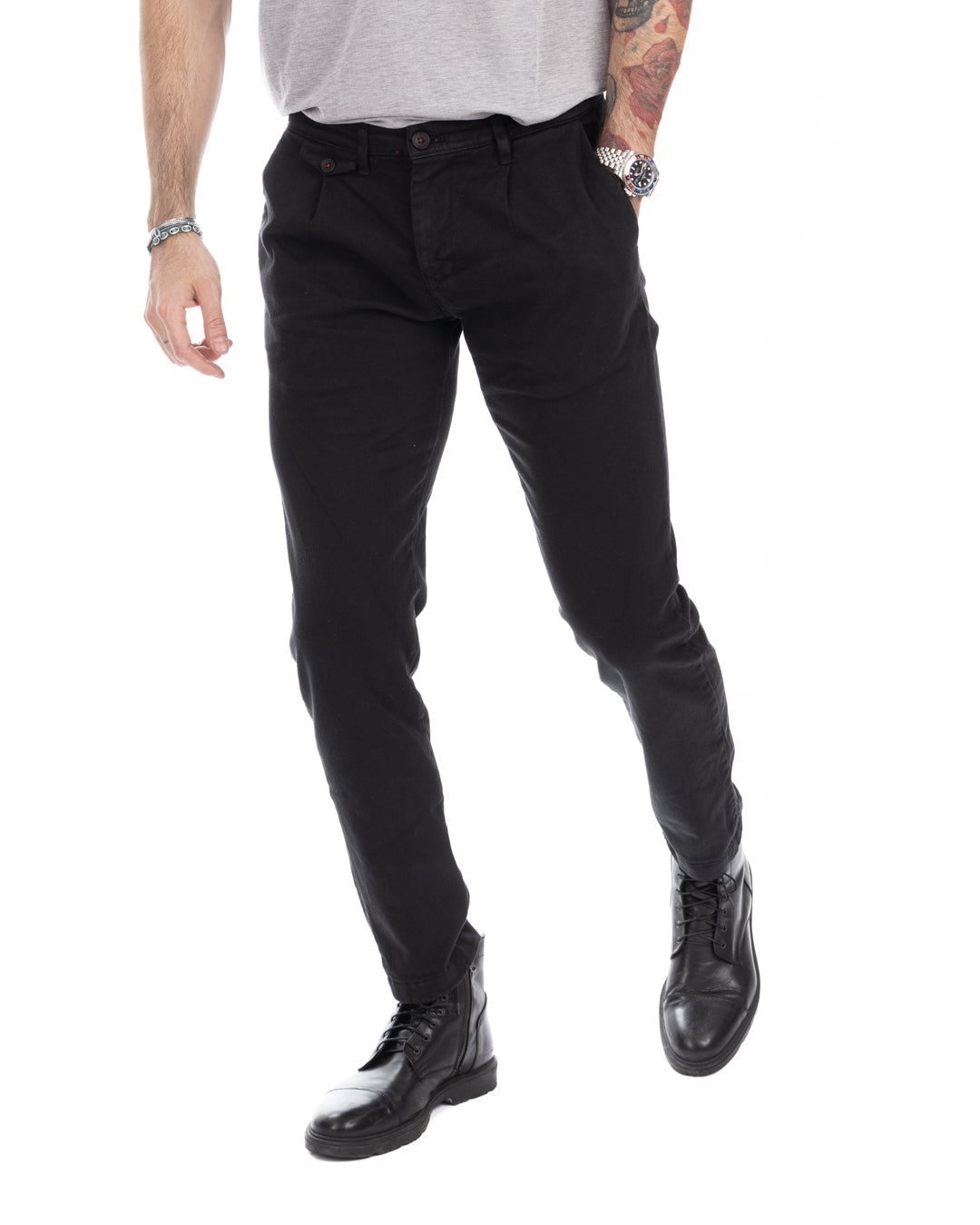 Trafalgar - black bull jeans